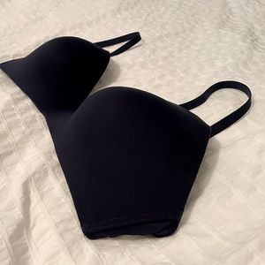 Calvin Klein 32C deep navy push-up bra